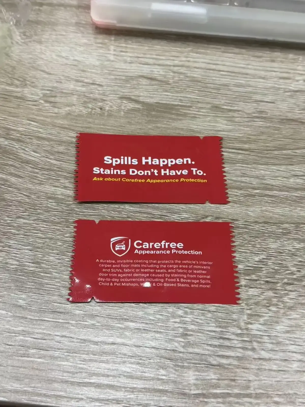 Custom sauce packets with gloss finish and premium printed food packaging