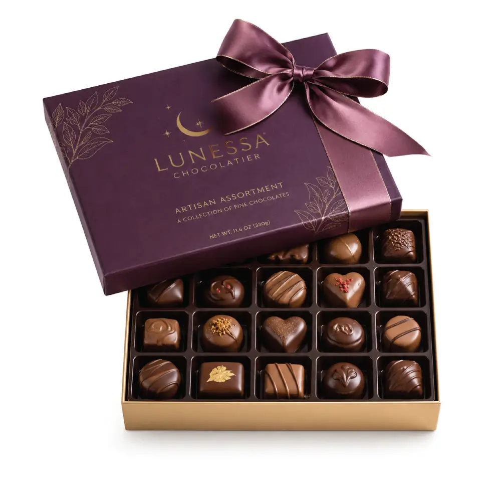 Chocolate Boxes With Elegant Chocolate Presentation Designs